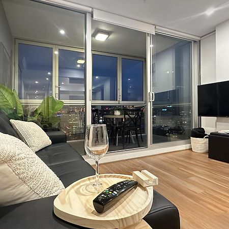 Penthouse View Apartment Luxury Cbd Penthouse Sleeps 6 Balcony Spa Access Adelaide Kültér fotó